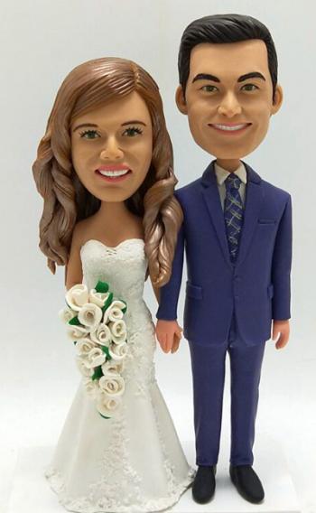 Wedding bobbleheads Cake topper