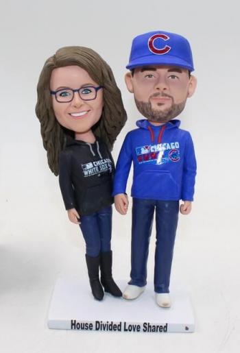 Custom couple bobbleheads