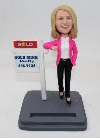 Best Make Bobble heads for Realtor bobbleheads