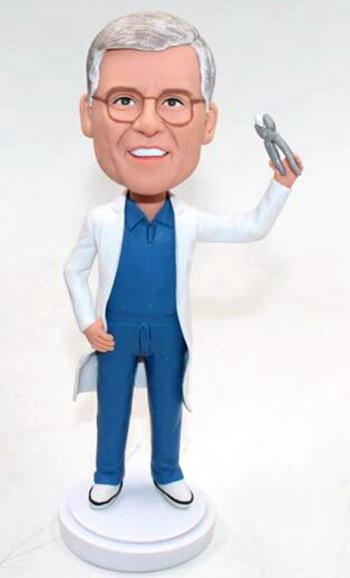 Custom dentist bobblehead