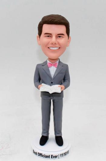 Custom bobblehead-wedding officiant