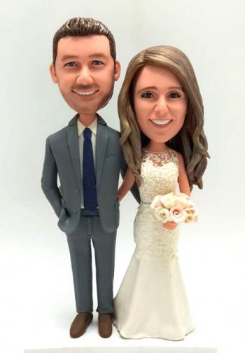 Wedding bobbleheads Cake topper