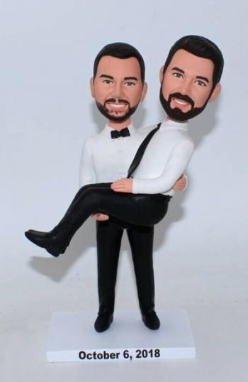 Custom gay wedding bobbleheads cake topper