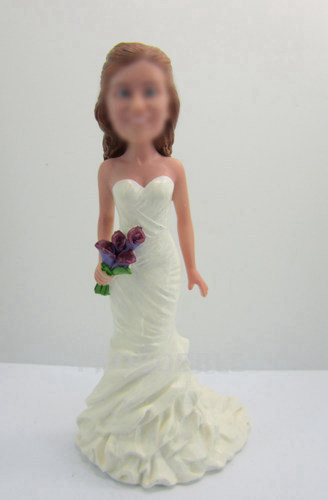 Customized bobbleheads - bridesmaid