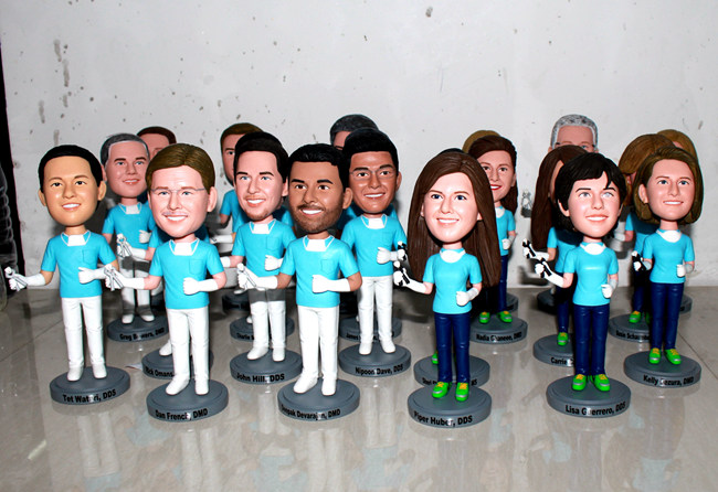 custom bobbleheads cheap